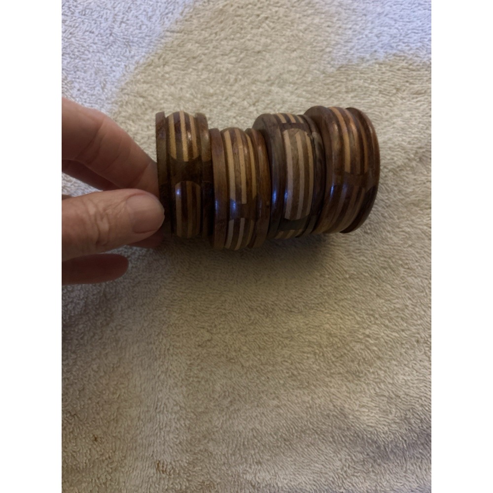 Wood Napkin Rings Set of 4 Solid‎ Wood Rustic Farmhouse Table Decor